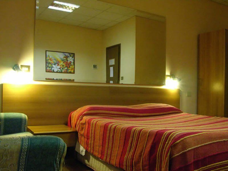 רומא Hotel Urbis מראה חיצוני תמונה